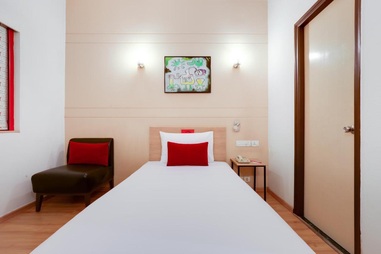 Red Fox Hotel, East Delhi Delhi (National Capital Territory of India) Exterior foto