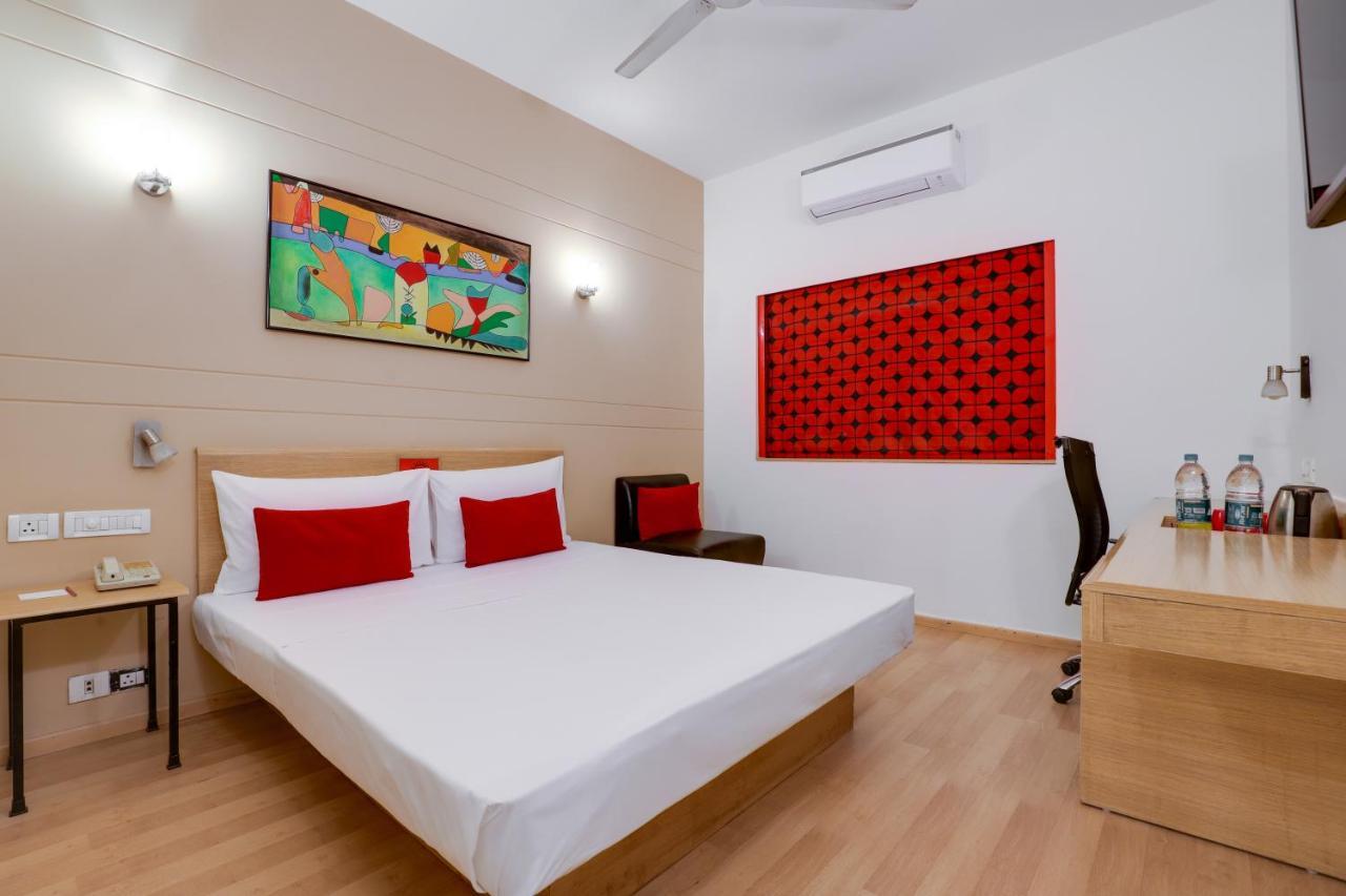 Red Fox Hotel, East Delhi Delhi (National Capital Territory of India) Exterior foto