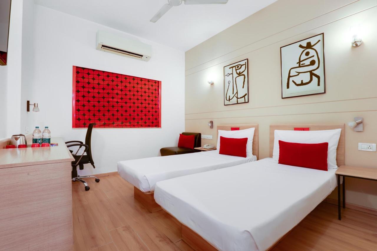 Red Fox Hotel, East Delhi Delhi (National Capital Territory of India) Exterior foto