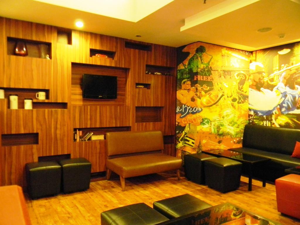 Red Fox Hotel, East Delhi Delhi (National Capital Territory of India) Exterior foto