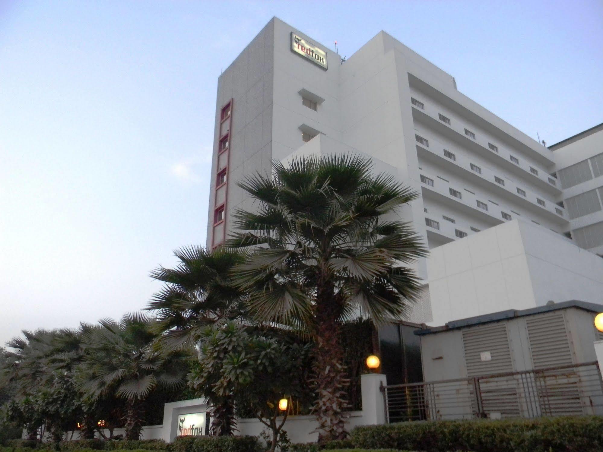 Red Fox Hotel, East Delhi Delhi (National Capital Territory of India) Exterior foto
