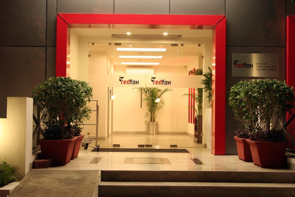 Red Fox Hotel, East Delhi Delhi (National Capital Territory of India) Exterior foto